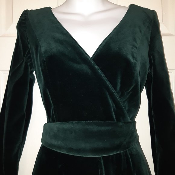 Laura Ashley green velvet dress, size UK10/US8 - Picture 3 of 5